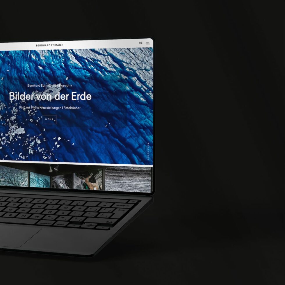 Symbiose aus Kunst und Design: Die neue Markenwelt von Bernhard Edmaier – Branding-Konzeption durch geschmacksRaum® WERBEAGENTUR