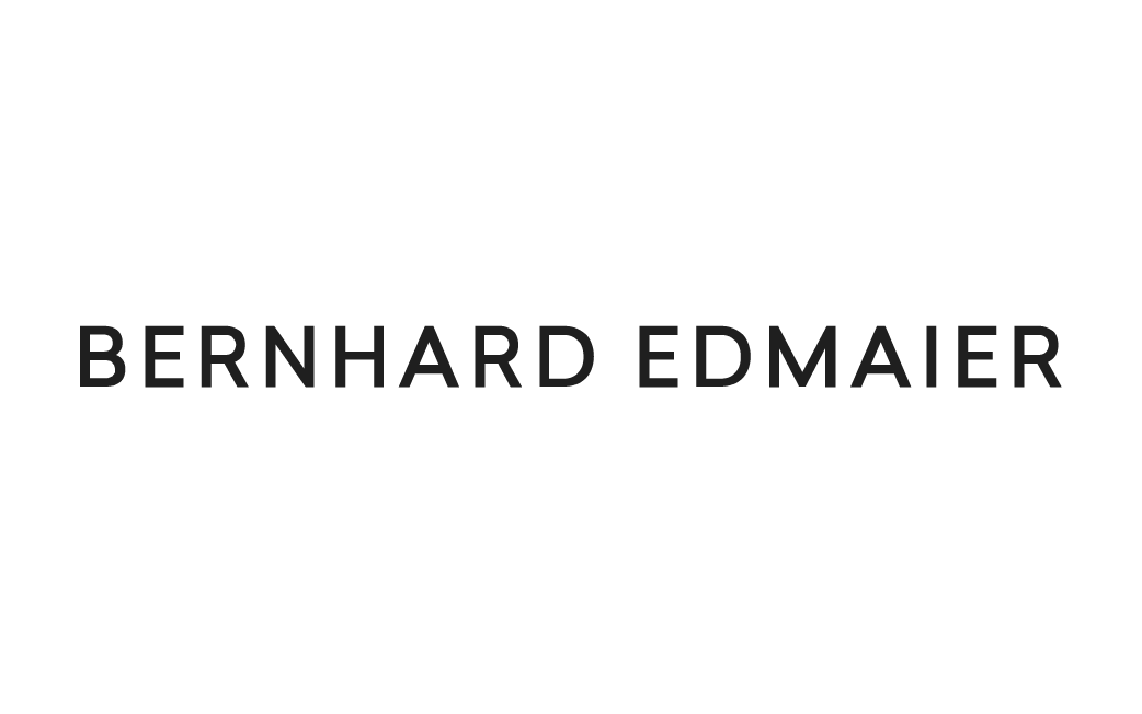 Bernhard Edmaier Bilder von der Erde – Fotografien Ampfing – Branding, Corporate Design, Webdesign – Logo-Version auf hellem Hintergrund – geschmacksRaum® WERBEAGENTUR