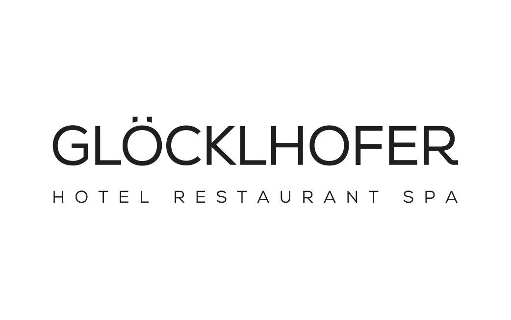 GLÖCKLHOFER Hotel, Restaurant, Spa Burghausen – Branding, Corporate Design, Fotografie, Social Media – Logo-Version auf hellem Hintergrund – geschmacksRaum® WERBEAGENTUR